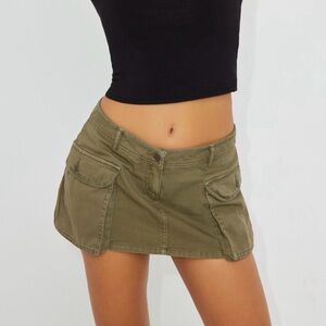 Garage Tia Cargo Skort - Olive Green